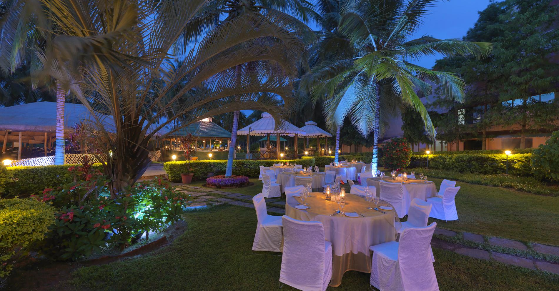 Royal Orchid Resort & Convention Centre, Yelahanka Bangalore Exterior foto