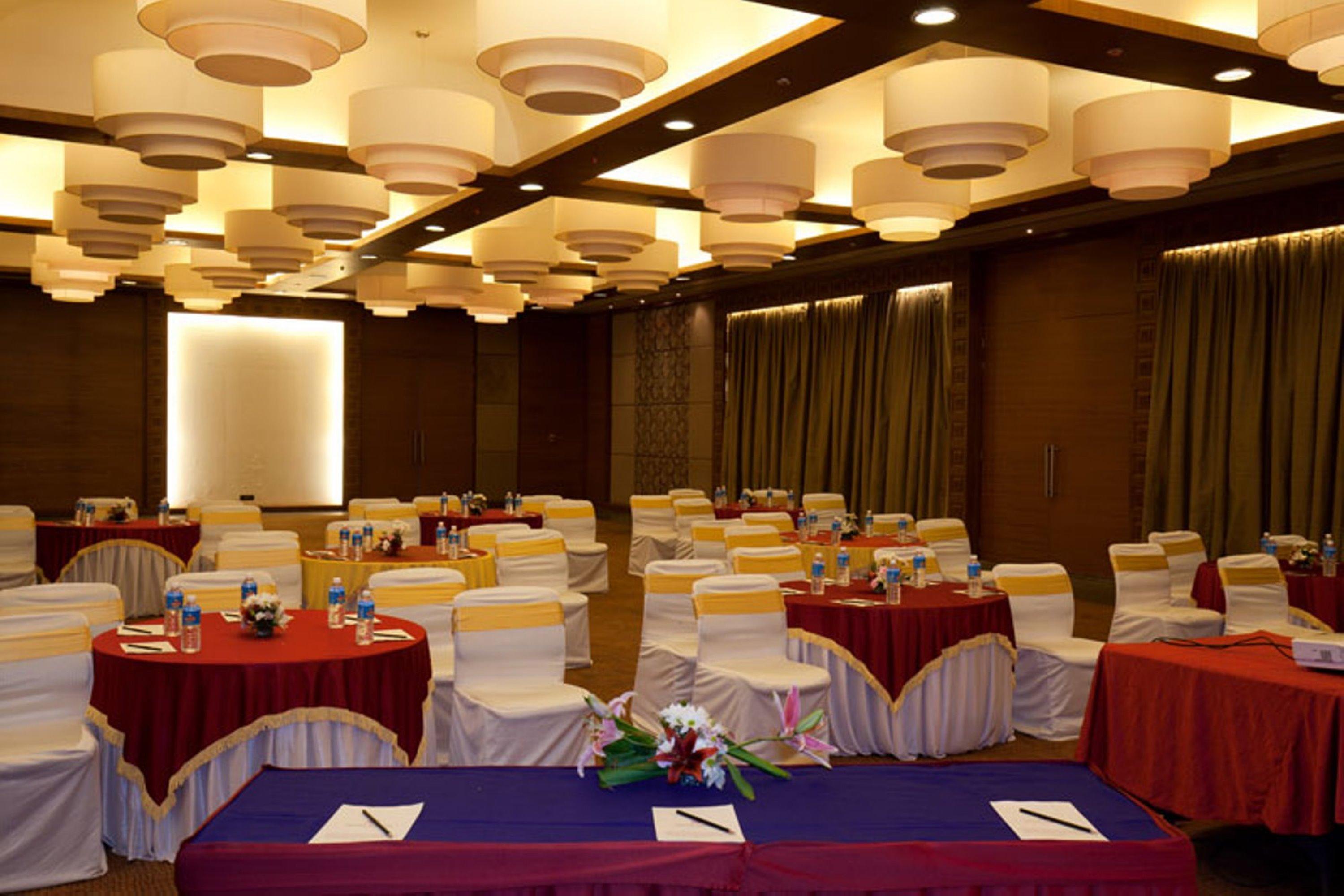 Royal Orchid Resort & Convention Centre, Yelahanka Bangalore Exterior foto